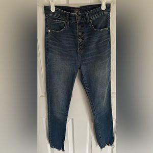 Abercrombie and Fitch High Rise Ankle Jean. Size 26 (2), Long.